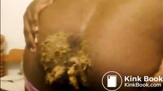 Ebony milf shitting diarrhea
