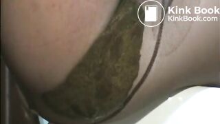 Blonde milf shitting diarrea on pantyhose