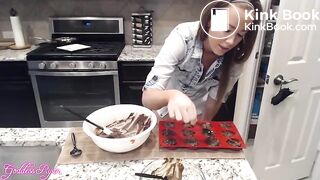 GR - Shit & Bake Heart Shape Fudge