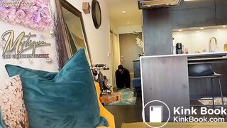 diva-feeds-the-pig_720p