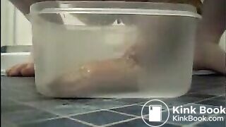 Mature bbw shitting in a plastic box
