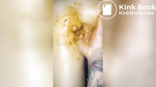Couple get messy while anal play