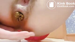Poop in my hand 2