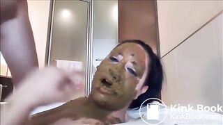 Eating-his-fresh-shit