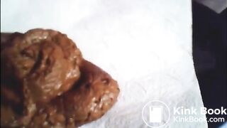 Big butt mature bbw shitting on a plate