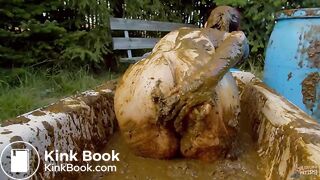 Cooling off with cowshit Lyndra Lynn