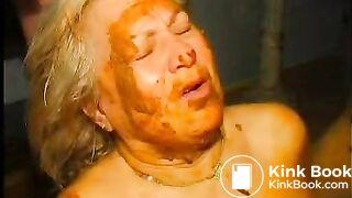 Fat-Slut-Bianca-2-Scat