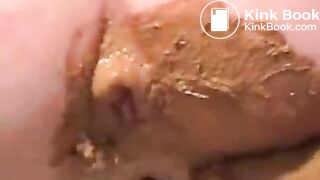 dildoed_ass_shitting-433