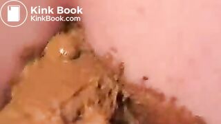 dildoed_ass_shitting-433