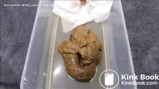 Big ass girl shitting in a plastic bowl