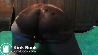 oldie smearing my ass