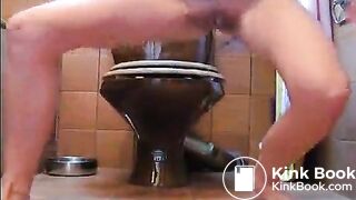 Toilet scat