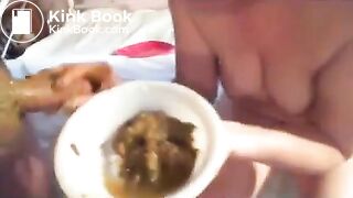 Scat blowjob - Leck die Kacke von meinem Schwanz