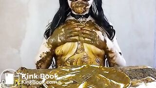 she-eat-it-all-742(1)