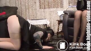 DIE ALTE SAU ANGELINA SUPER