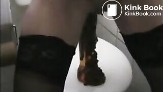 Milf in lingerie anal dildo full of shit