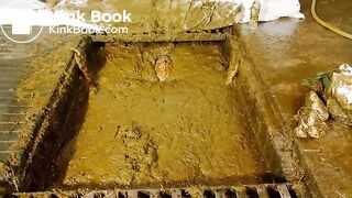 Bettys_favourite_workout_trailer_manurefetish