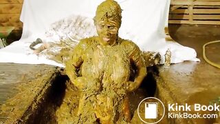 Bettys_favourite_workout_trailer_manurefetish