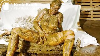 Bettys_favourite_workout_trailer_manurefetish