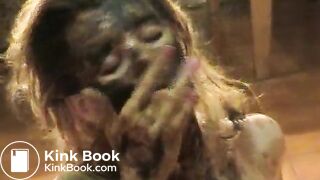 CE-068-Scatgirl-Veronika-full-covered-in-shit-solo-2