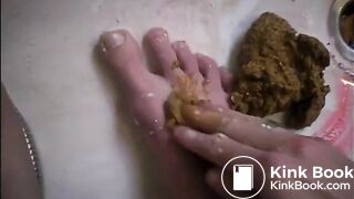 Girl shitting in the shower and smering it on body