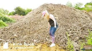 Orgasm in mud and manure