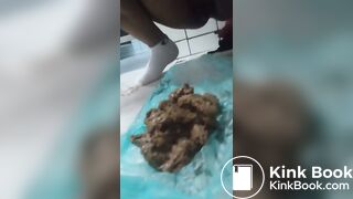 Big poop meal