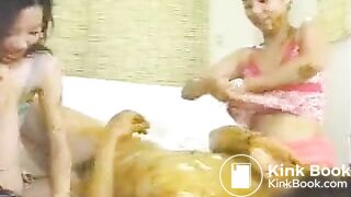 Lesbian-Scat-Crash-Course