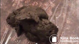 Solo female shitting closeup