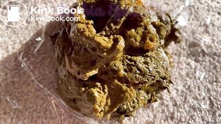 bas noirs et talons aiguilles