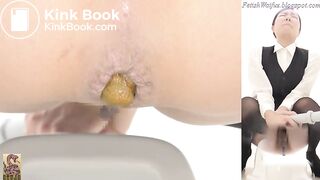 Constipated Waifu (Minami) Pooping 3