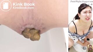 Constipated Waifu (Minami) Pooping 3