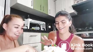 Tasty poop cake