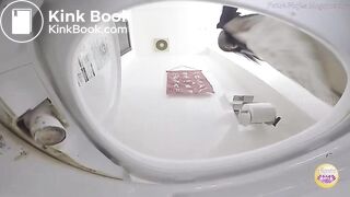 Smol Waifu (Haruka) Pooping 3