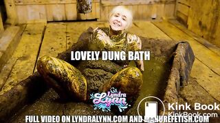 Lovely Dung Bath - peeing in hotpants
