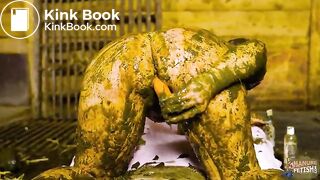 Farmer Girl Bettys messy mistake - bathing in cowshit