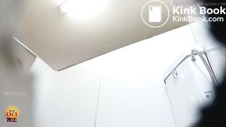 Smol Waifu (Haruka) Pooping 2