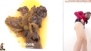 Soft, Cute Waifu (Suzuka) Pooping 8