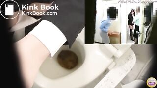 Xtra Thicc Waifu (Anna) Pooping 6
