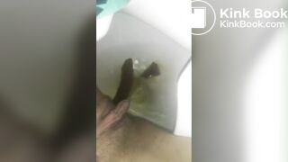 Teacher shitting on her break