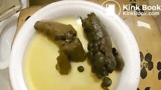 Dakota Dropping More Turds On A Plate