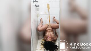 Hot shit Fountain in bathtub