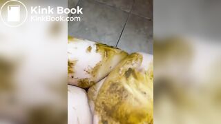 SHIT SLUTS PLAYTIME! SCAT SMUDGERS COMPILATION