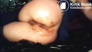 Hot milf shitting diarrhea and toying her asshole