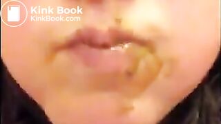 girl-eat-her-own-shit2