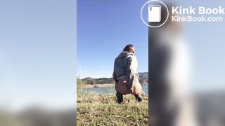 relaxe au bord de l'eau