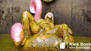 Lyndra Lynns Manure Pool swimming in cowshit