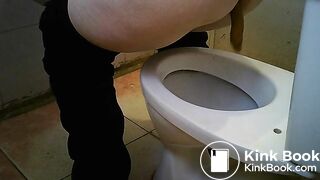 Hospital granny poops 1