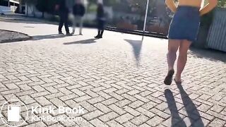 D-S shitting in front of restaurant