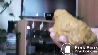 Perfect butt babe shit on her hand